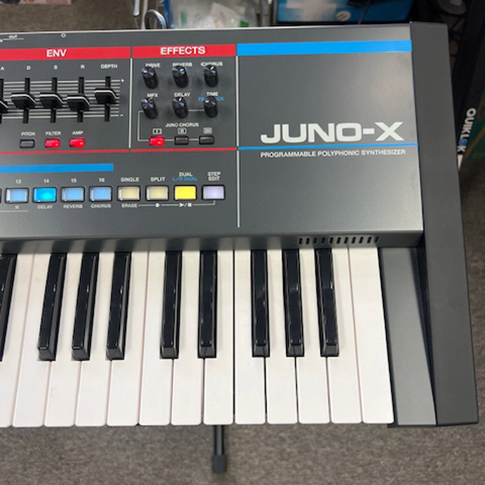 Roland Juno-X 61-Key Programmable Polyphonic Synthesizer (Pre-Owned)