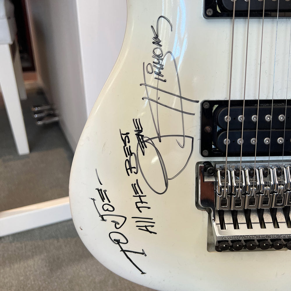 Joe Satriani Original JS Prototype Electric Guitar Autographed by Paul Stanley and Gene Simmons (Pre-Owned) (Joe Satriani Private Collection)